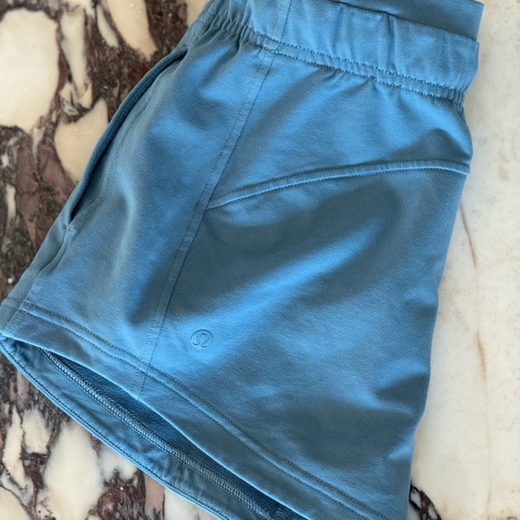 lululemon athletica Athletic Shorts - Picture 1 of 4